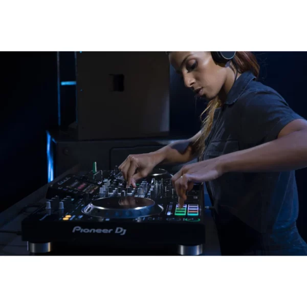 Pioneer XDJ-XZ - 6 - Lifestyle